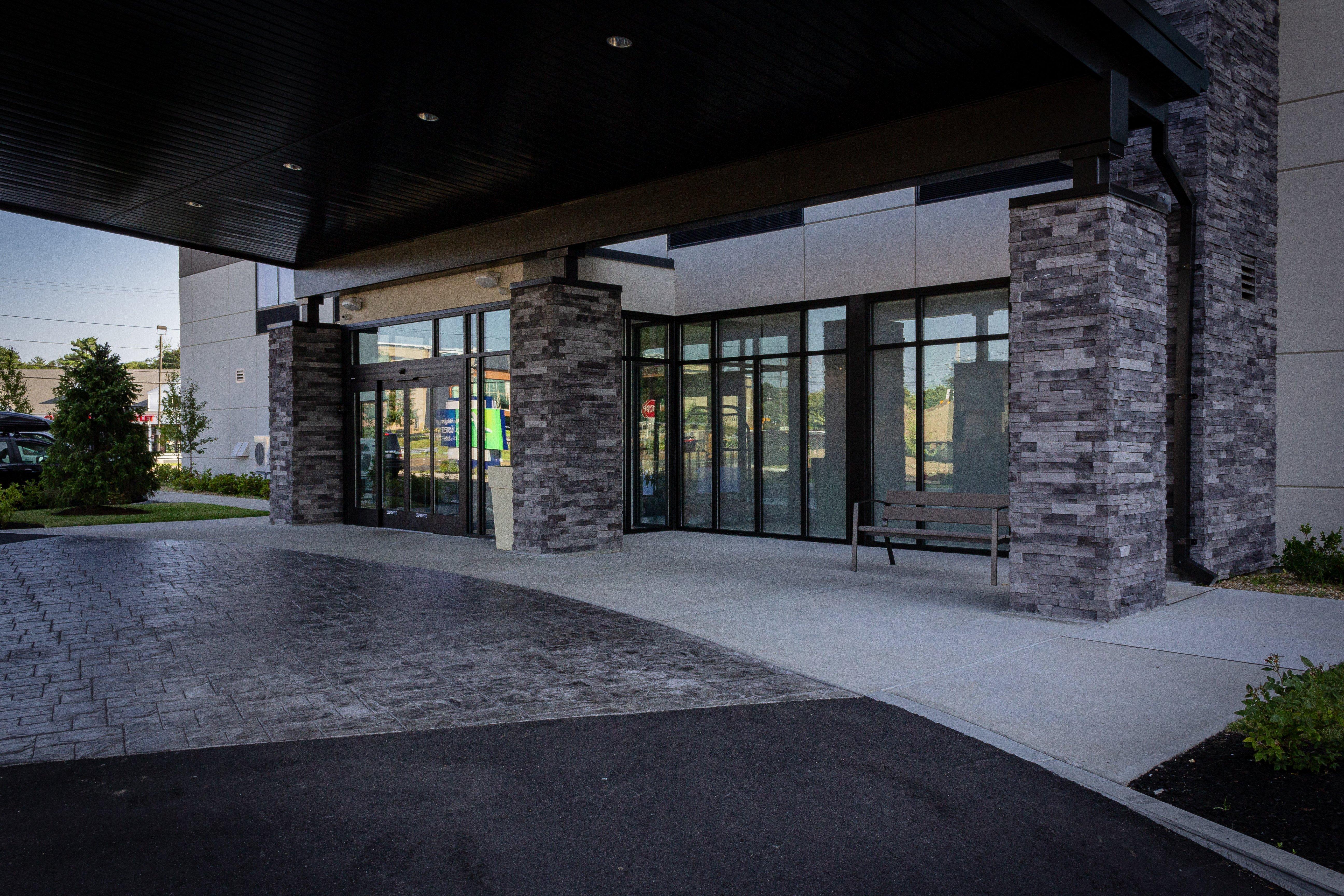Holiday Inn Express & Suites - Boston South - Randolph By Ihg Luaran gambar