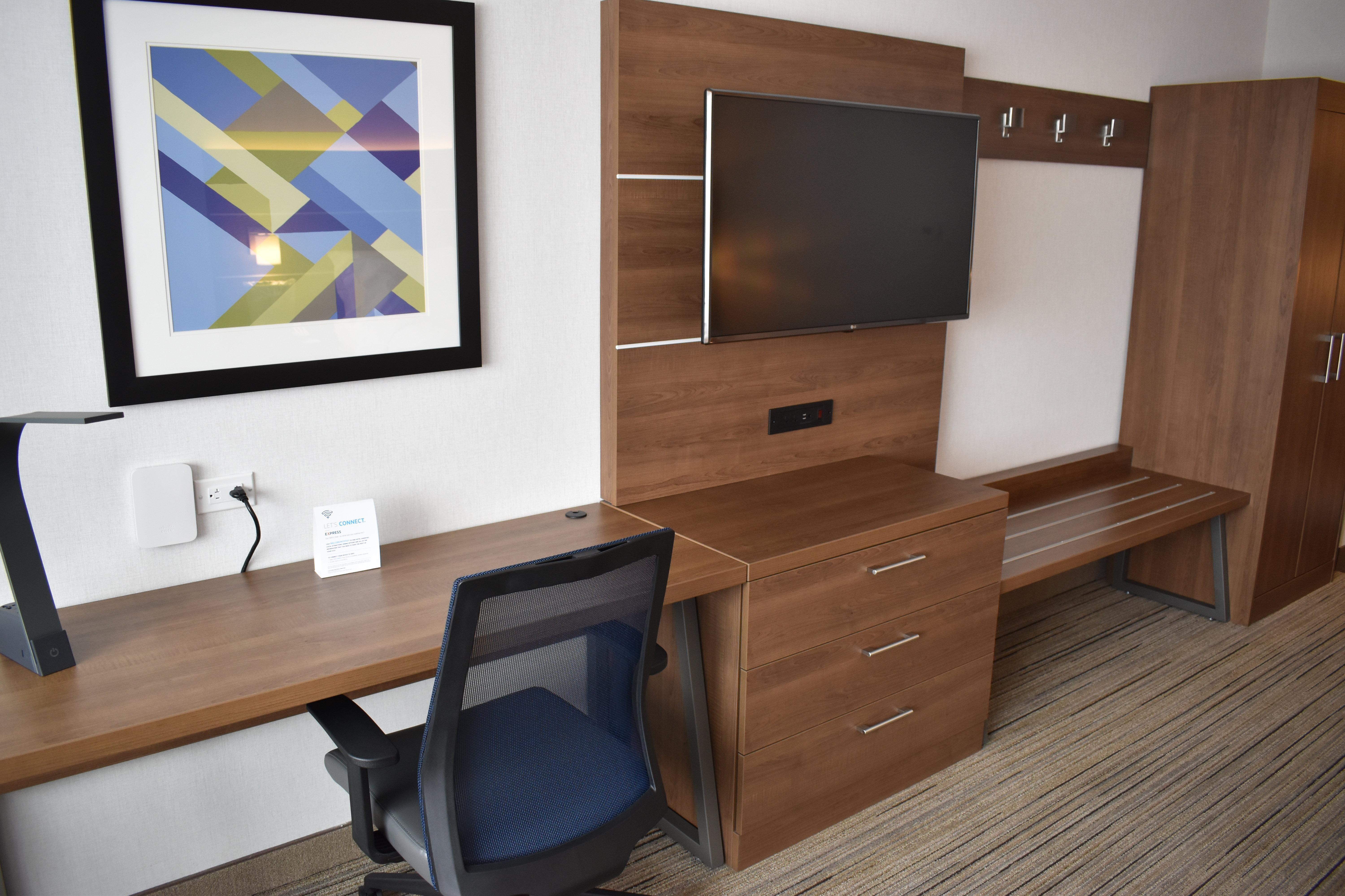 Holiday Inn Express & Suites - Boston South - Randolph By Ihg Luaran gambar