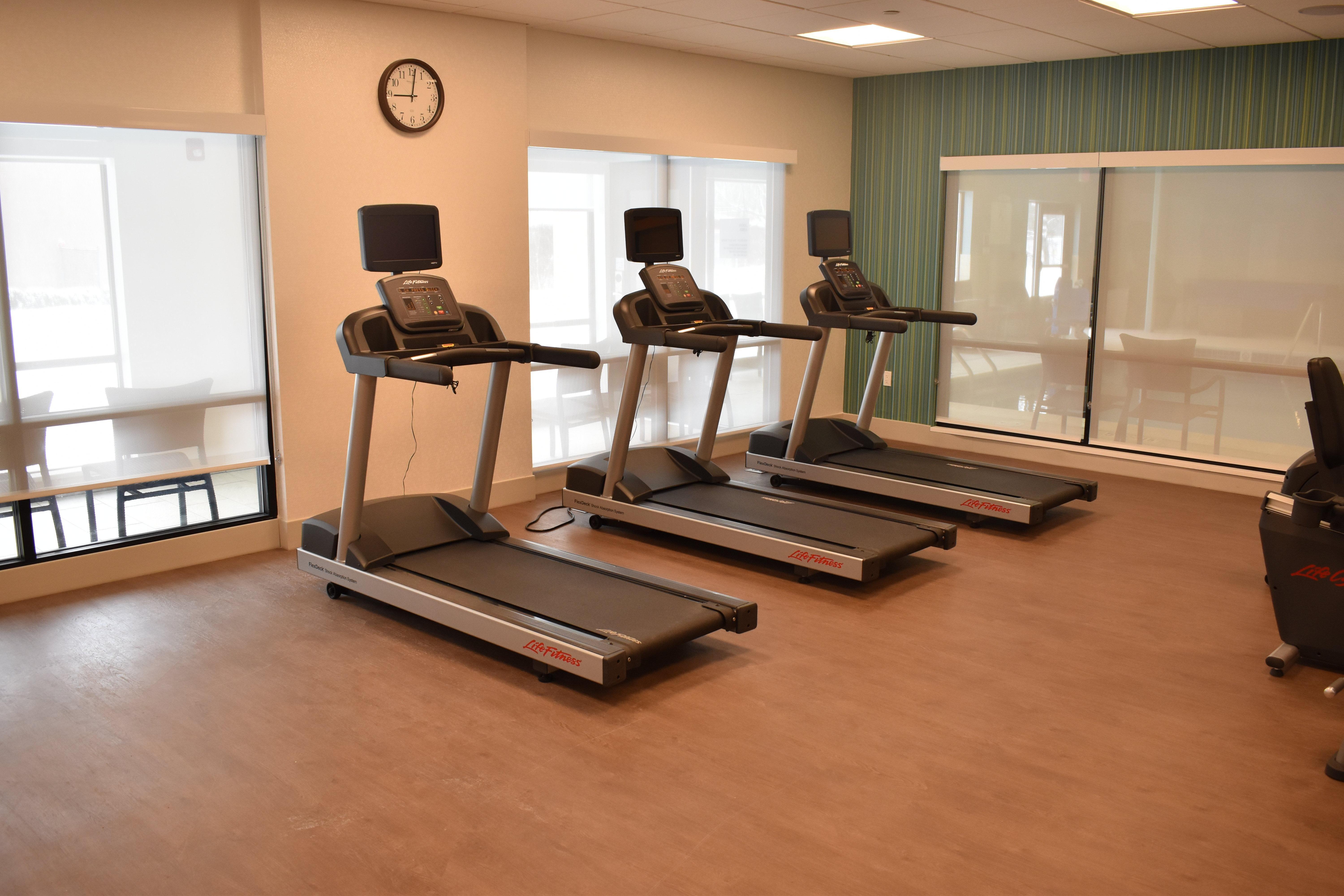 Holiday Inn Express & Suites - Boston South - Randolph By Ihg Luaran gambar