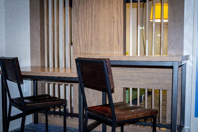 Holiday Inn Express & Suites - Boston South - Randolph By Ihg Luaran gambar